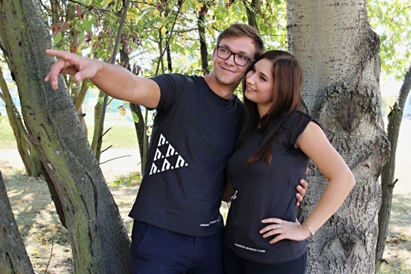 Tričko s trojúhelníkovou texturou - žíhané