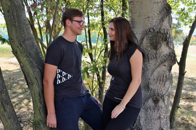 Tričko s trojúhelníkovou texturou - žíhané